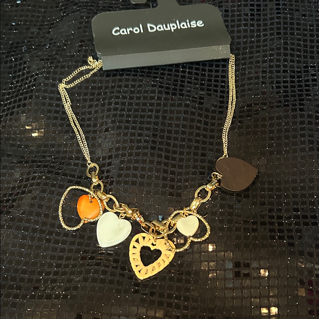 Elegant Gold And Brown Heart Charm Necklace 10$